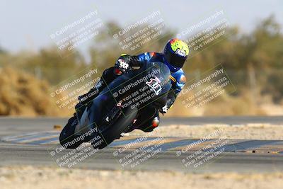 media/Jan-14-2024-SoCal Trackdays (Sun) [[2e55ec21a6]]/Turn 2 (1025am)/